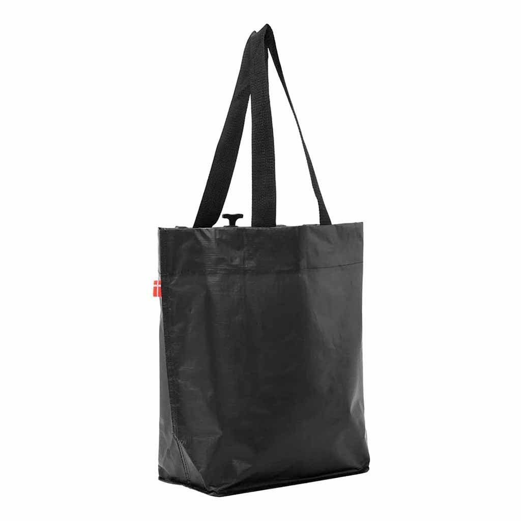 COBAG Bikezac 2.1 Fahrrad-Einkaufstasche in Schwarz aus recyceltem Material.