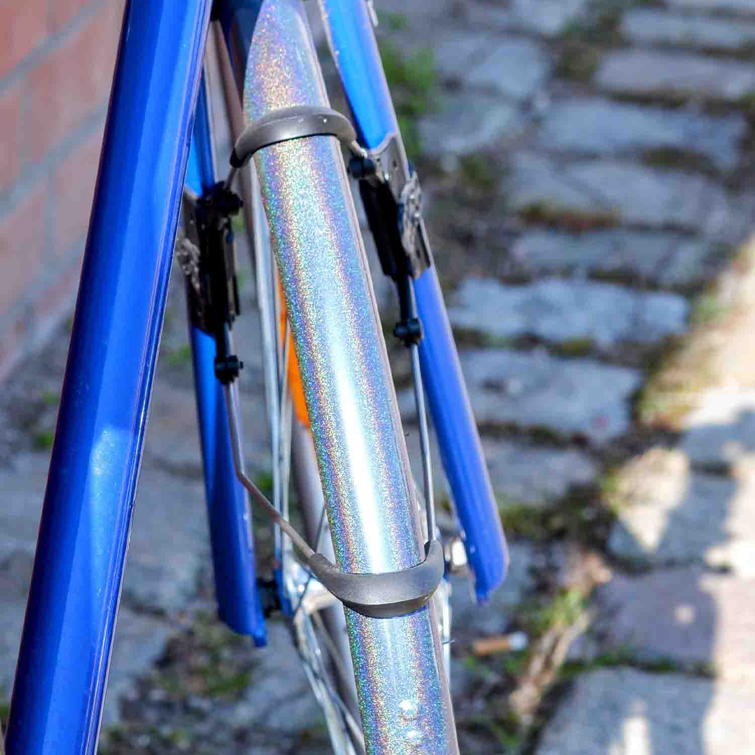  Analyzing image    mooxibike-fahrradfolie-galaxy-blue-glitzer-glossy-fahrrad-08-schutzblech-folieren