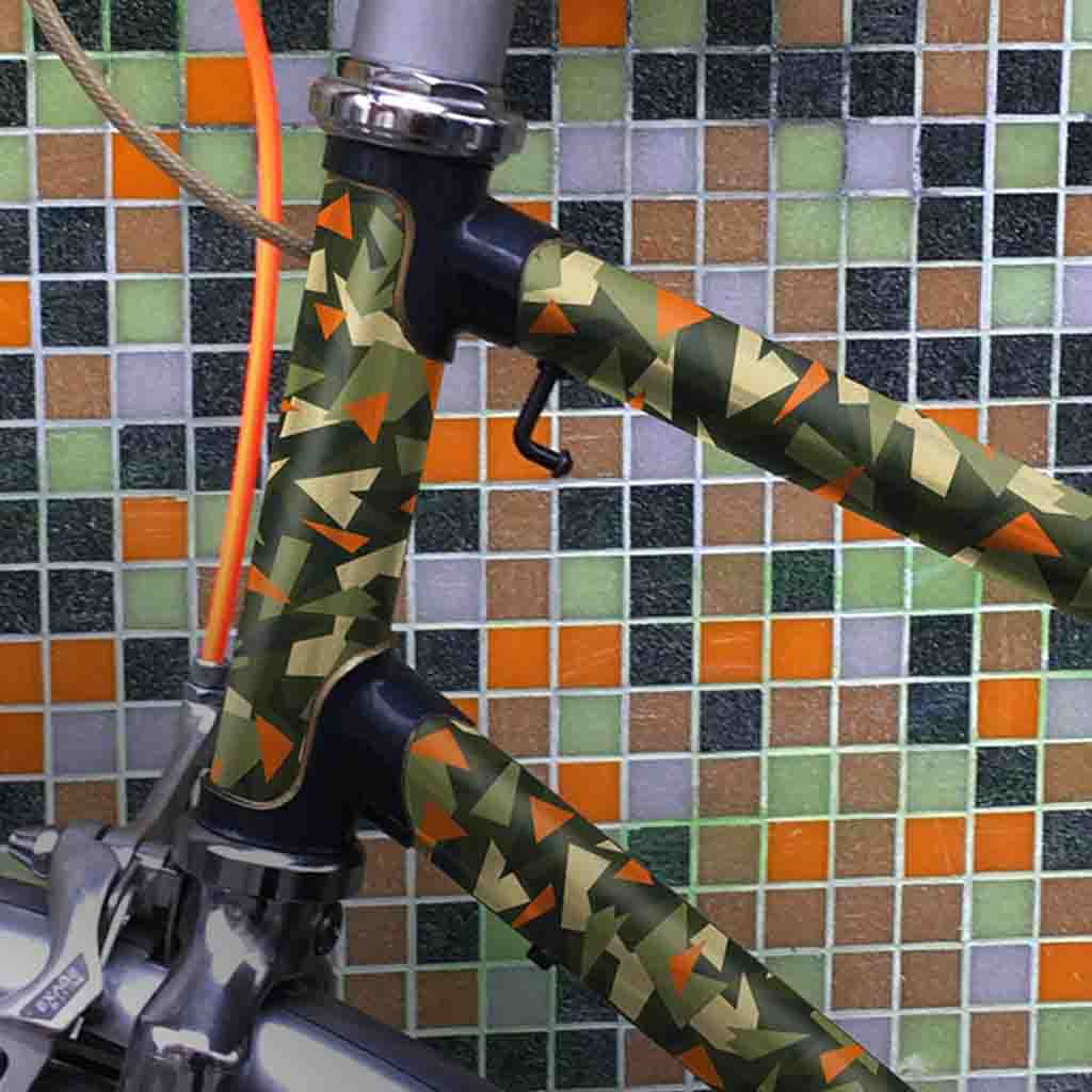 mooxibike-galerie-camouflage-dreiecke-fahrrad-folierung-orange-gruen